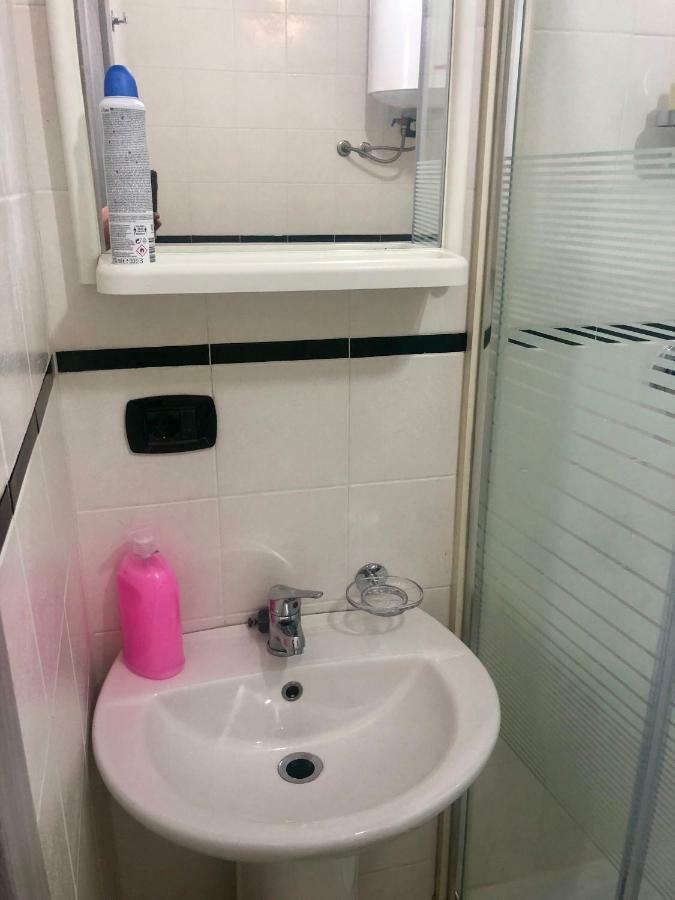 Hamlet Appartment نابولي المظهر الخارجي الصورة